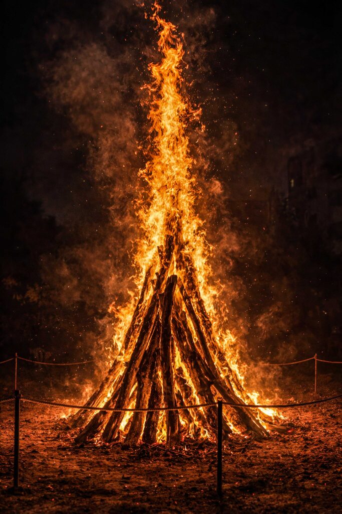holika dahan images, photo and picture.