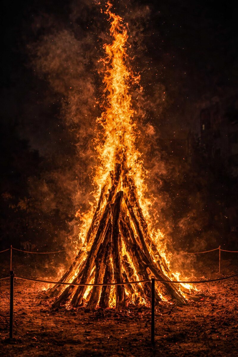 holika dahan images, photo and picture.